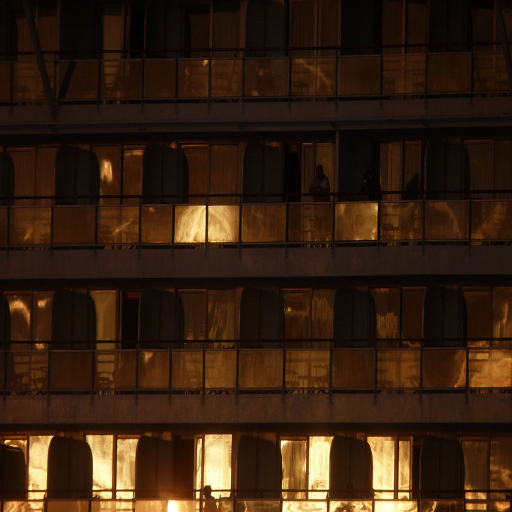 Cassette - Galería de Espejos Paralelos, Lentamente