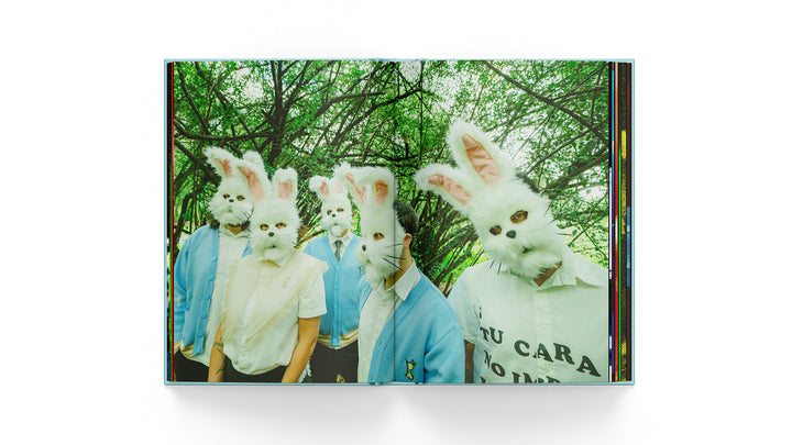 Libro TODXS EL MISMO SUEÑO (forro tela con fotografía montada)