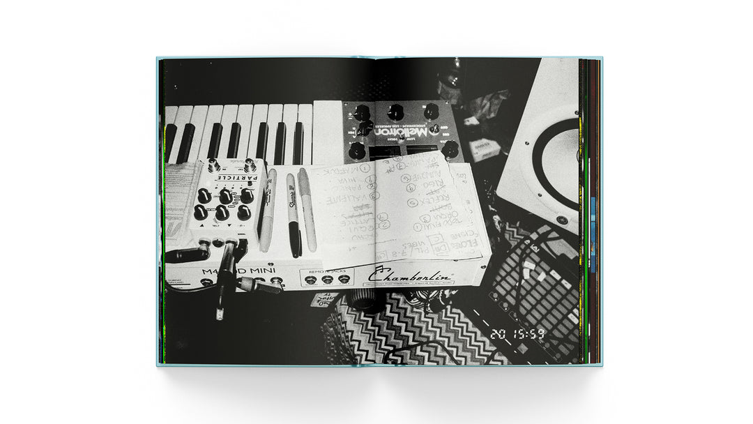 Libro TODXS EL MISMO SUEÑO (forro tela con fotografía montada)