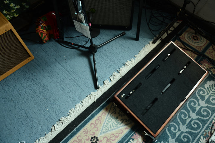 Pedalboard marca Valiente, modelo: Sultenfuss VL70