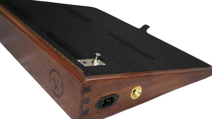 Pedalboard marca Valiente, modelo:  Bastian VL50